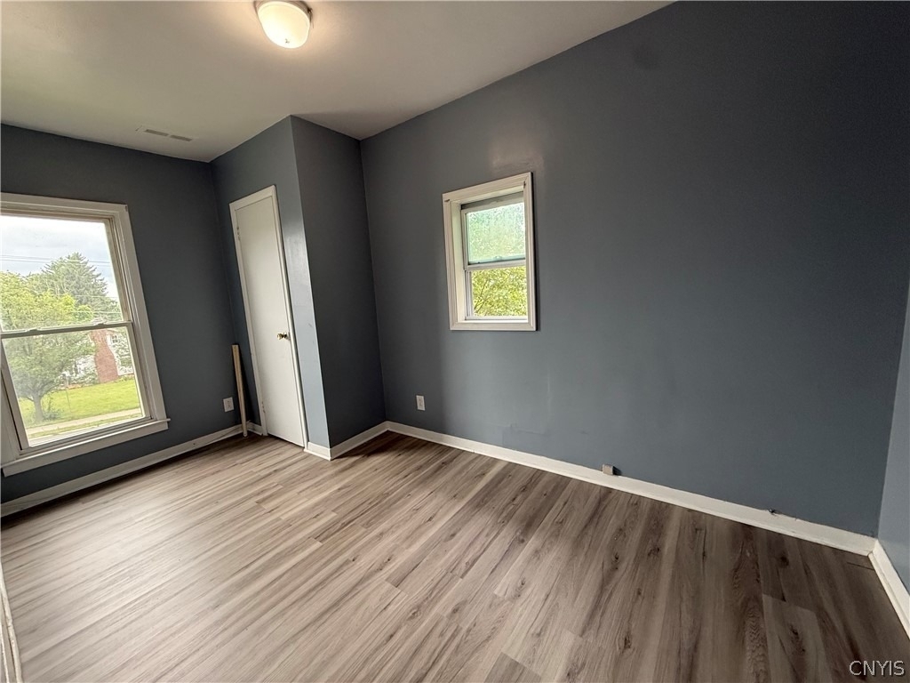 4822 W Seneca - Photo 4