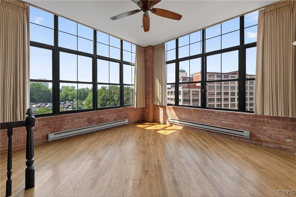 526 Plum Street - Photo 9