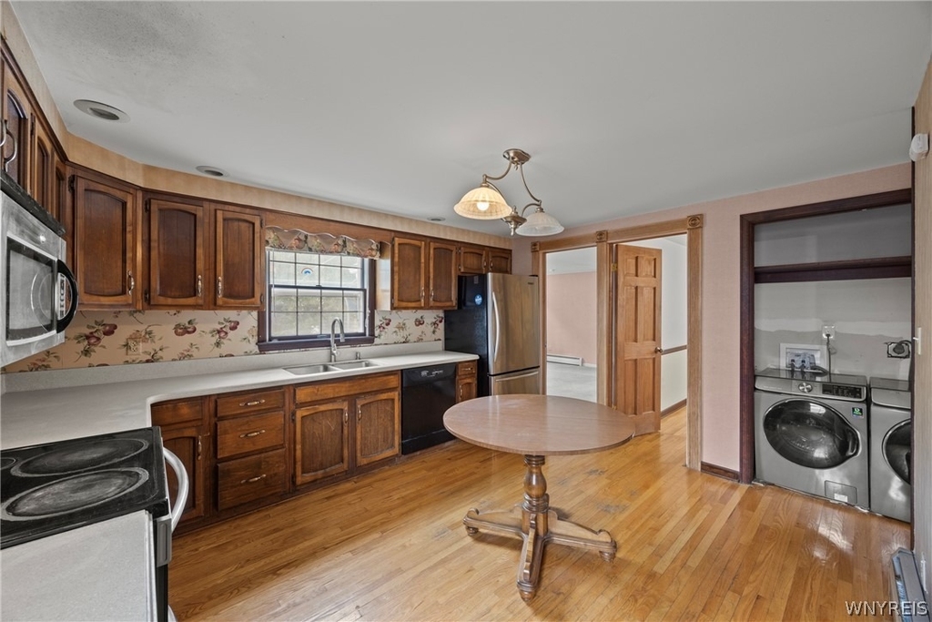 80 Capen Boulevard - Photo 8