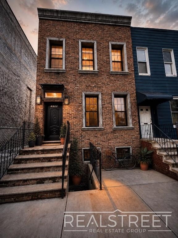 110a Covert Street - Photo 9