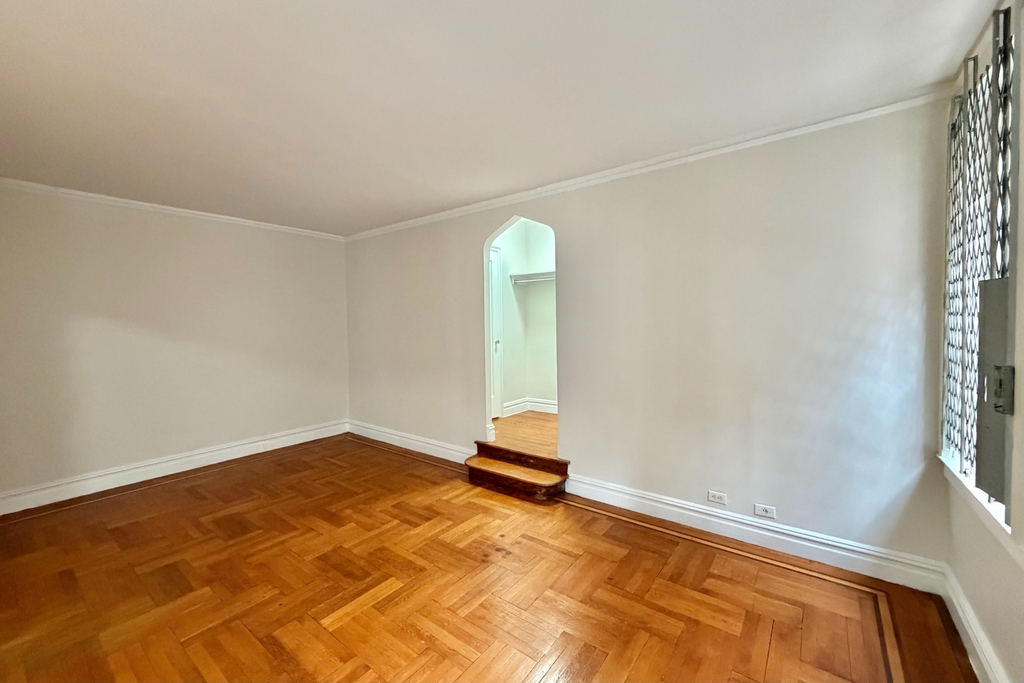 567 Fort Washington Avenue - Photo 9