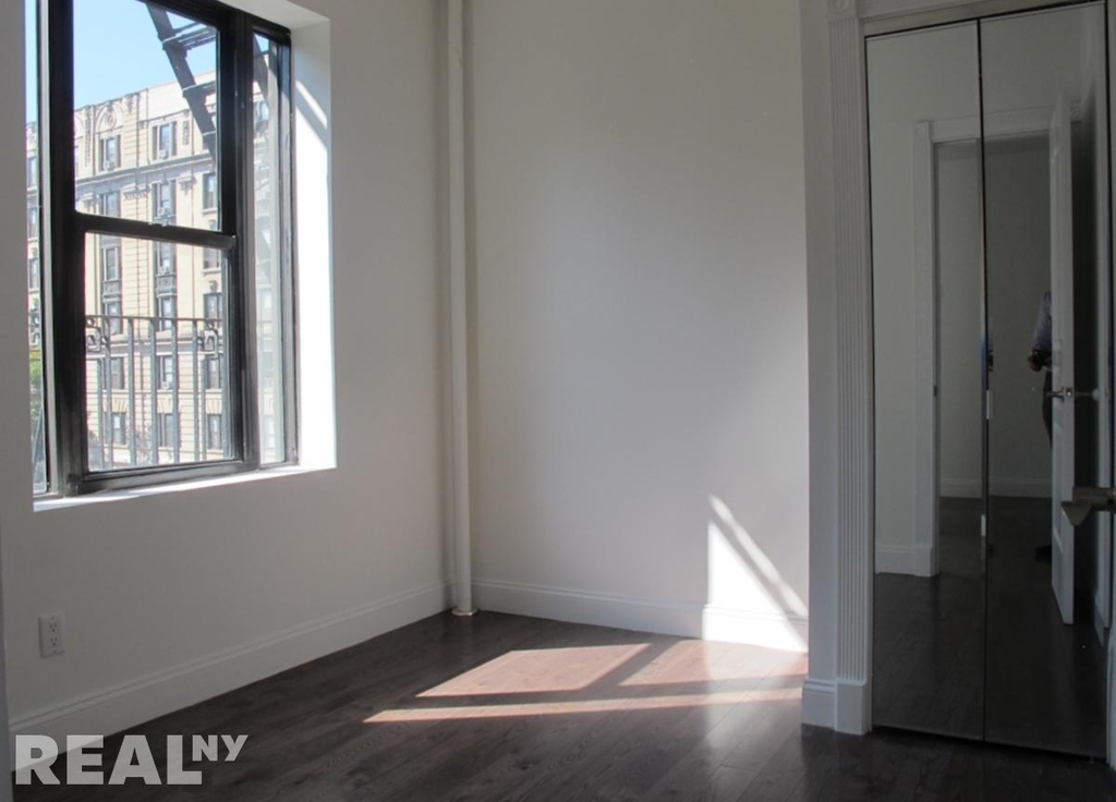 Tiemann Pl - Photo 4