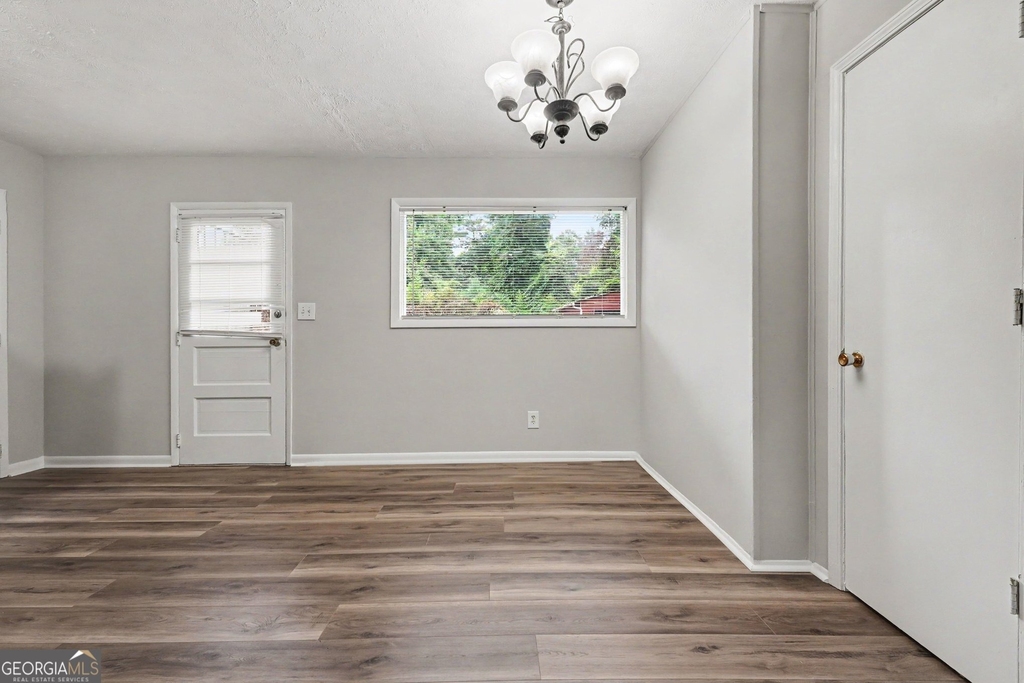 1315 Pineglen Drive - Photo 6