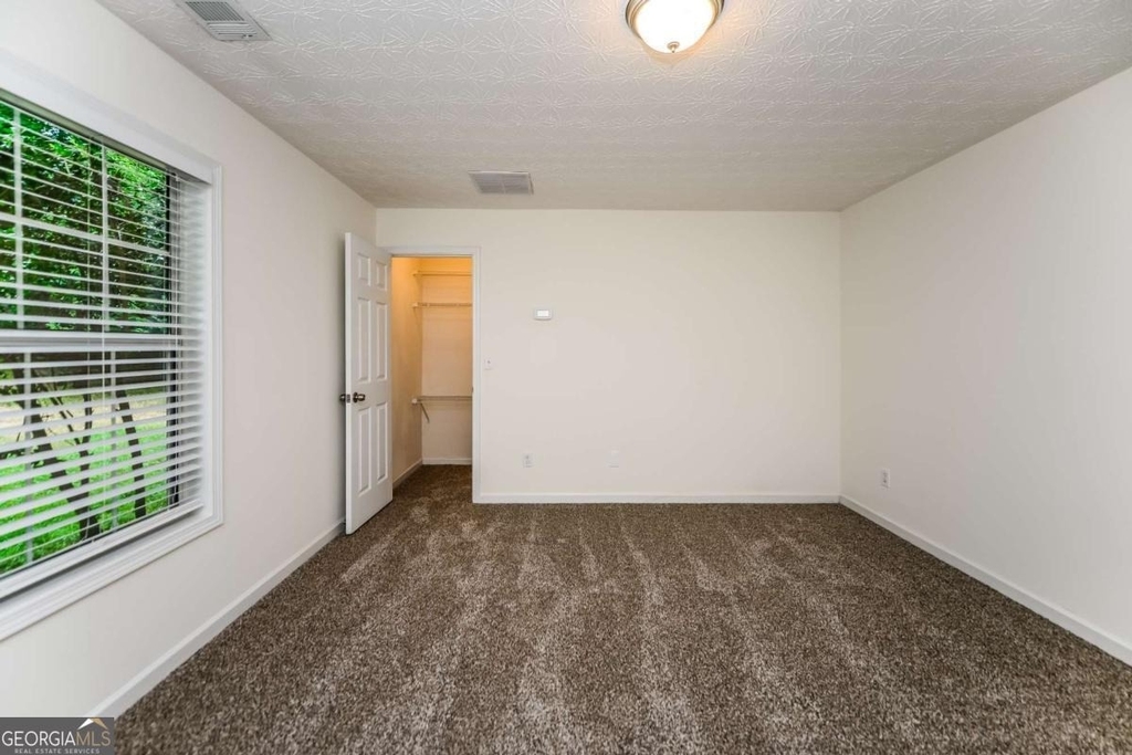 805 Lewis Ridge Circle - Photo 6