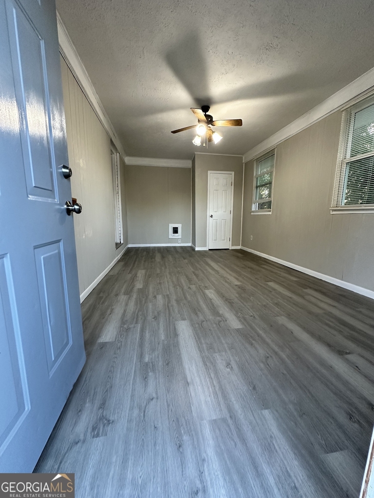 1865 Vicki Lane Se - Photo 5