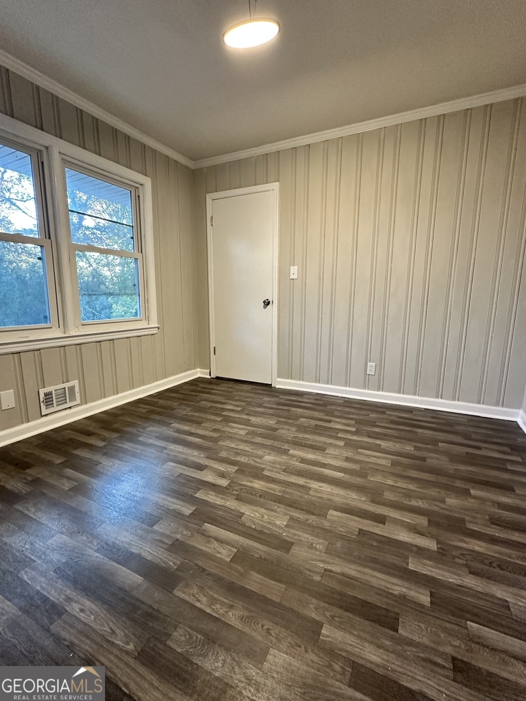1865 Vicki Lane Se - Photo 10