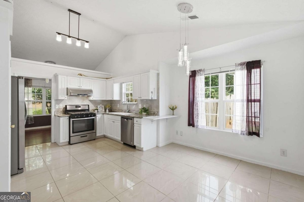 575 Chandon Way - Photo 10