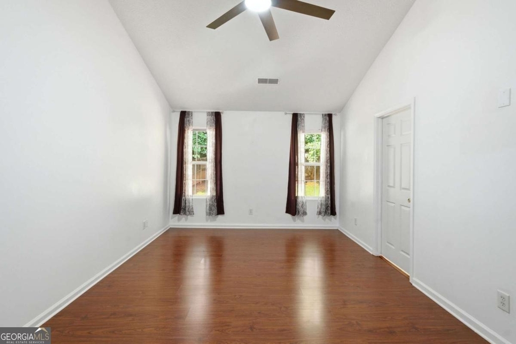 575 Chandon Way - Photo 17
