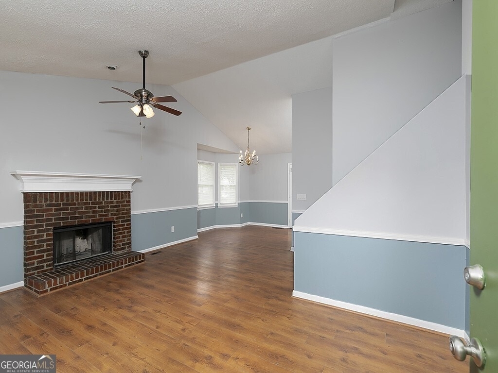 16 Huntcliff Drive - Photo 2