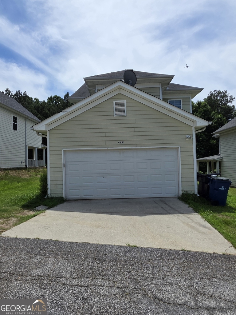 4691 Highpoint Lane - Photo 3