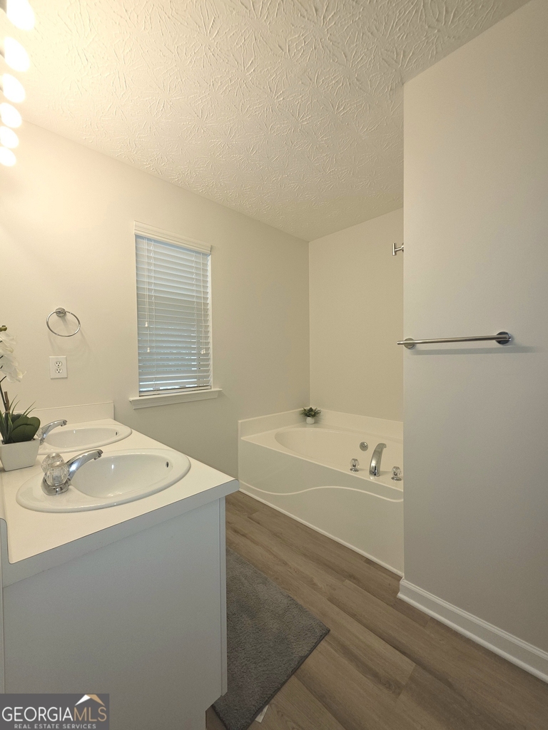 4691 Highpoint Lane - Photo 15