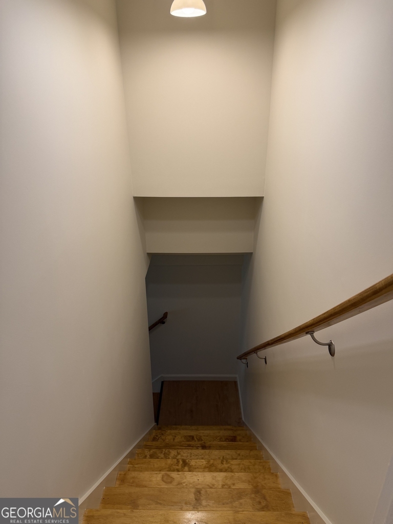 402 Skyline Drive - Photo 17