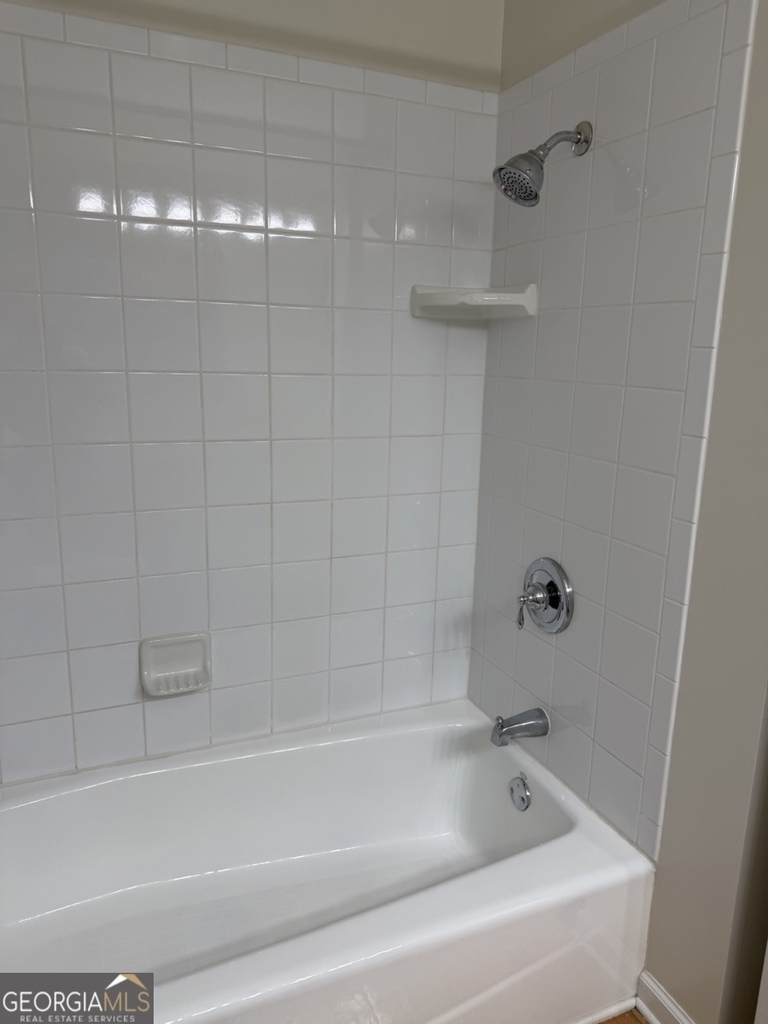 402 Skyline Drive - Photo 10
