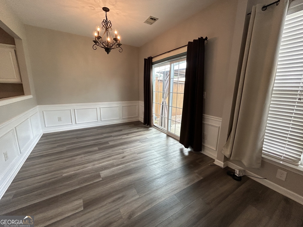 226 Regent Square - Photo 5