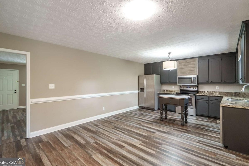 5240 Emmett Still Road - Photo 10
