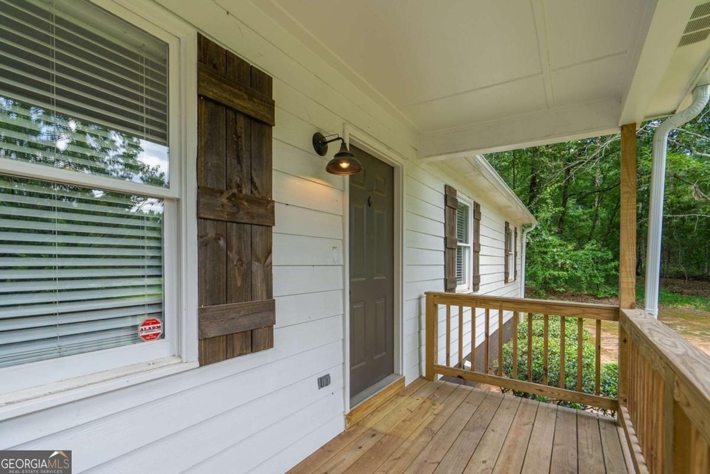 5240 Emmett Still Road - Photo 6