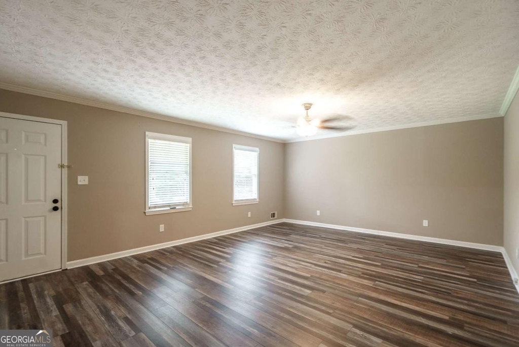 5240 Emmett Still Road - Photo 7