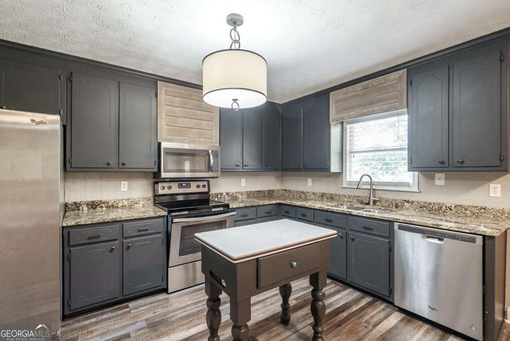 5240 Emmett Still Road - Photo 11