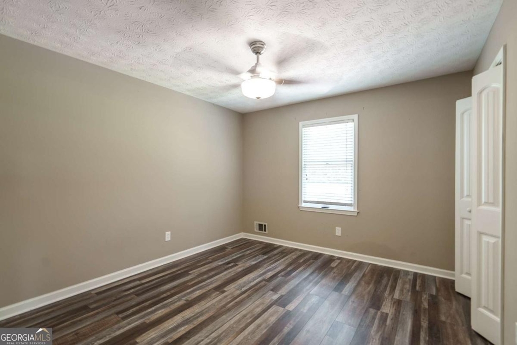 5240 Emmett Still Road - Photo 16