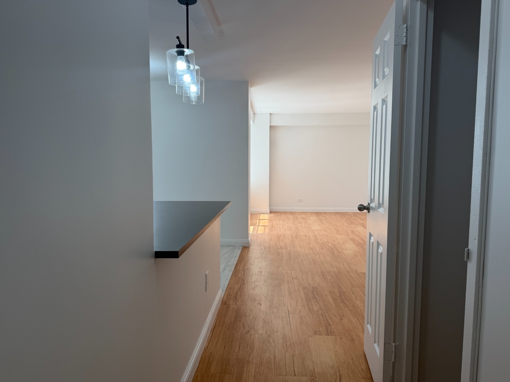 747 10th Avenue - Photo 3