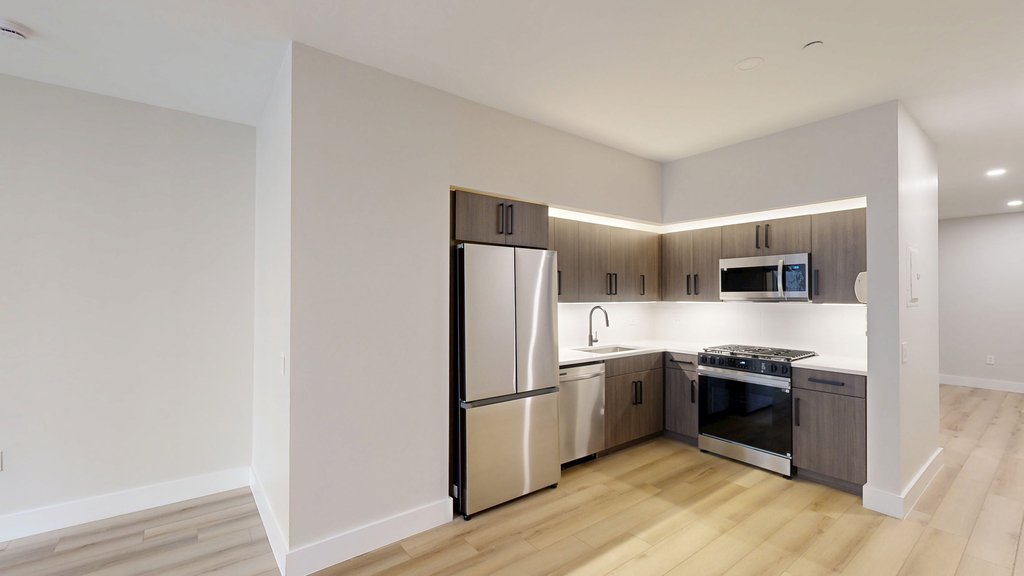 95 Wall Street - Photo 1