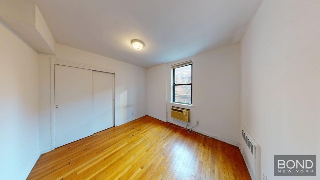 445 East 85th Street - Photo 2