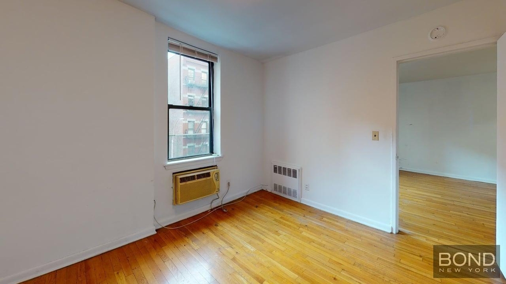 445 East 85th Street - Photo 3