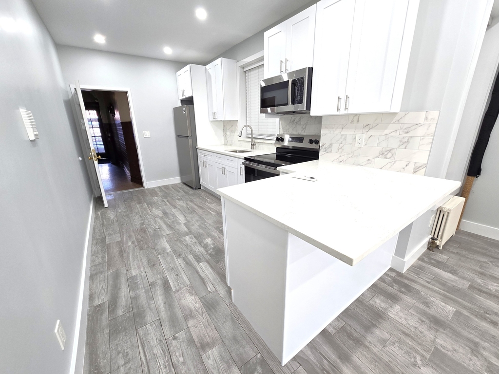 44-4 30th Avenue - Photo 5