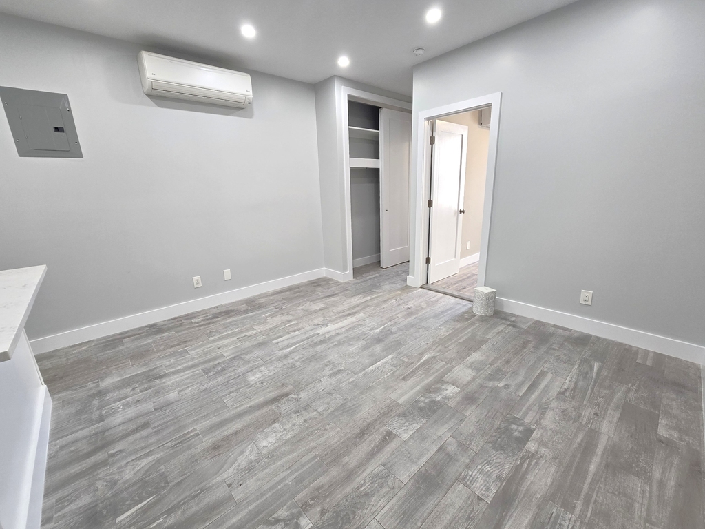 44-4 30th Avenue - Photo 6