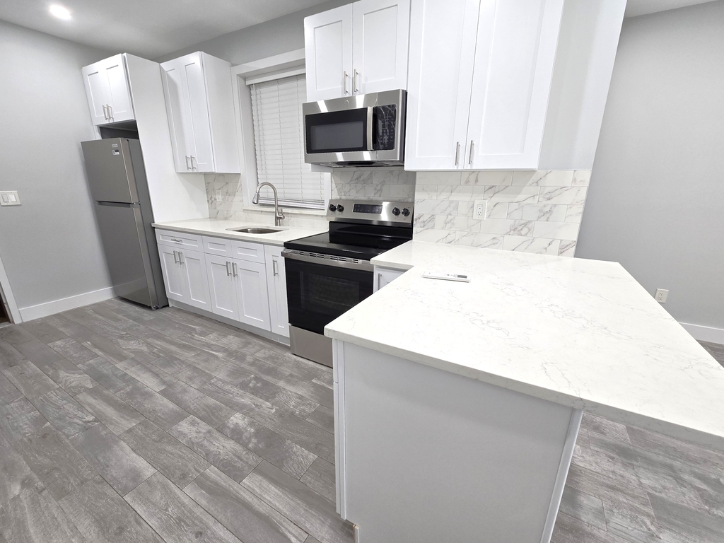 44-4 30th Avenue - Photo 4
