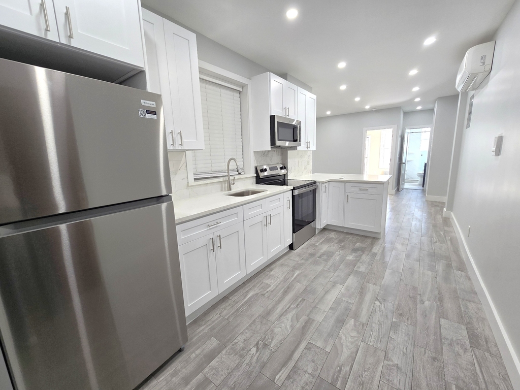 44-4 30th Avenue - Photo 3