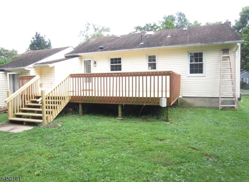 18 Carrol St - Photo 7