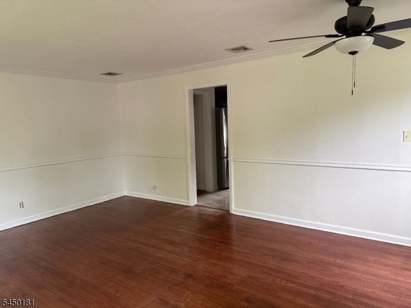 18 Carrol St - Photo 2