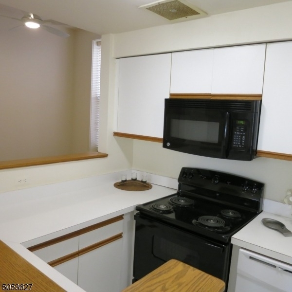 519 Trinity Pl - Photo 9