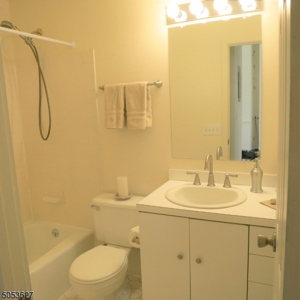 519 Trinity Pl - Photo 8