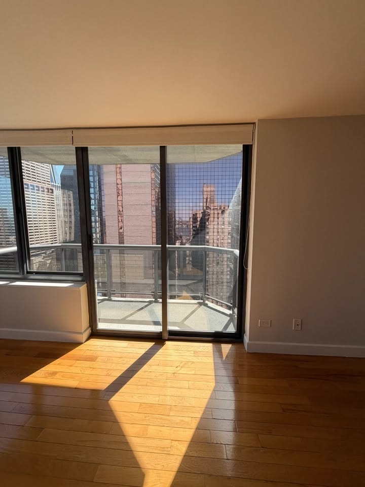 West 48th Street - Photo 0