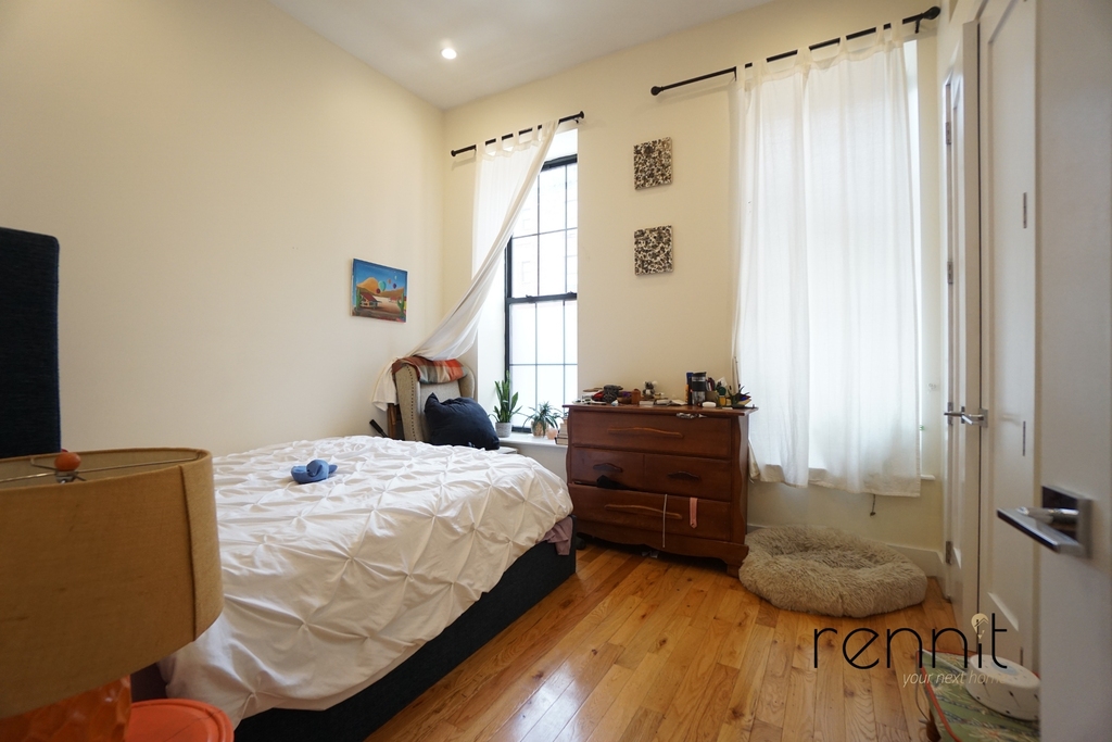 338 Clifton Place - Photo 5