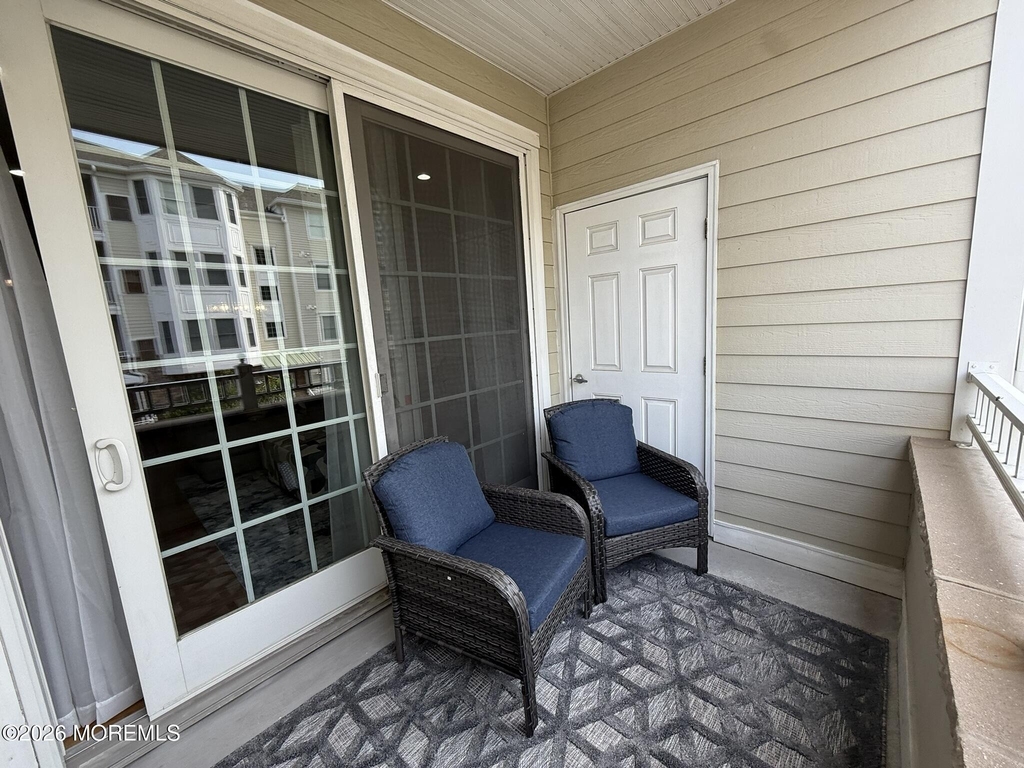 22 Cooper Avenue - Photo 3