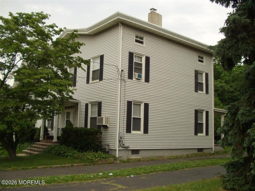 642 Morford Avenue - Photo 1