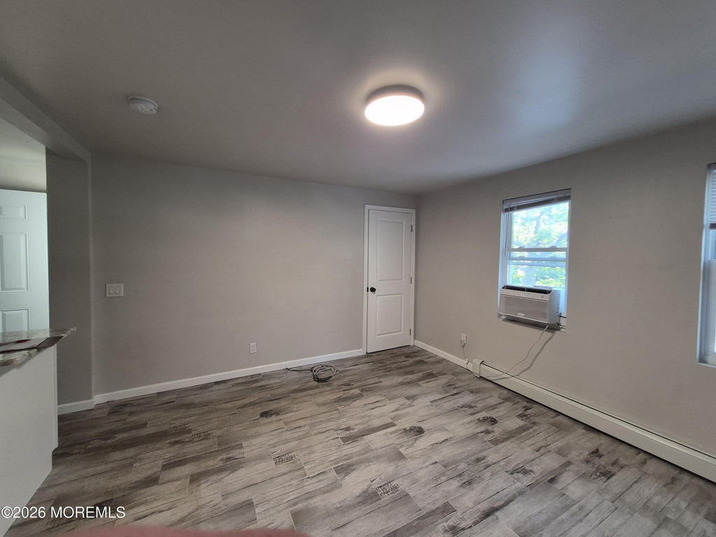1022 Sewall Avenue - Photo 11