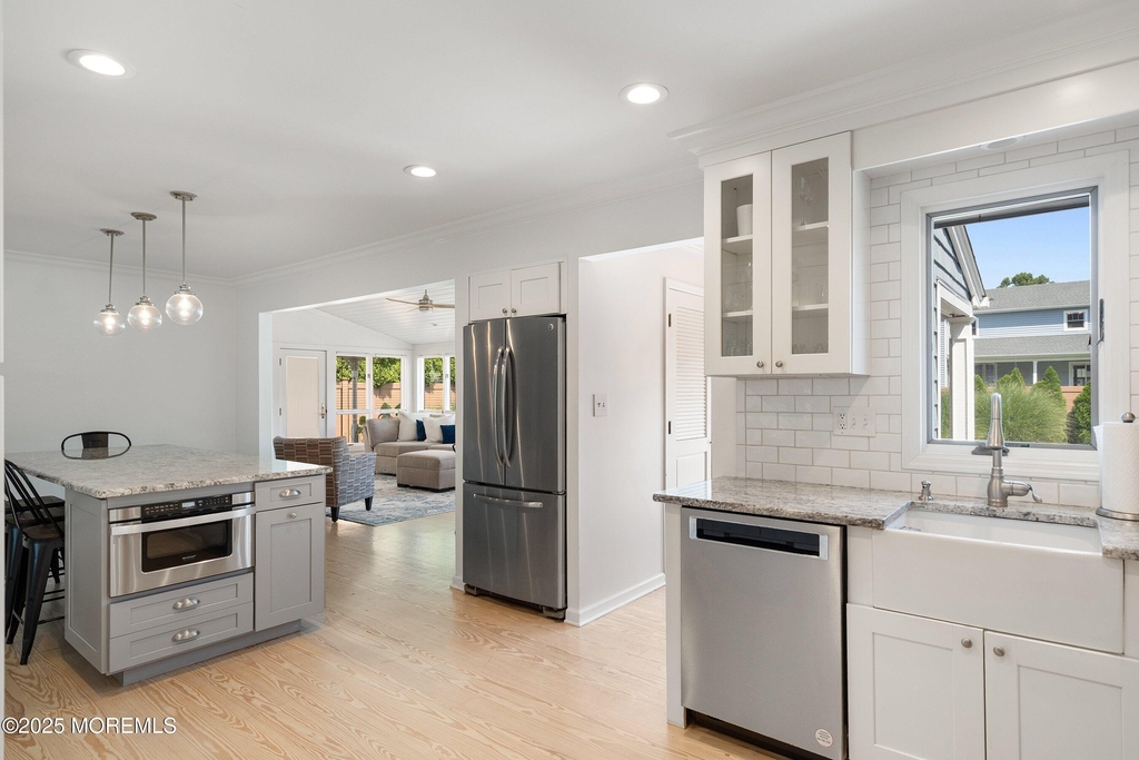 1204 Holly Place - Photo 10