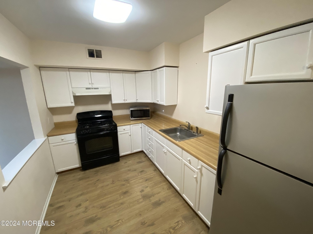69 1st Avenue - Photo 5
