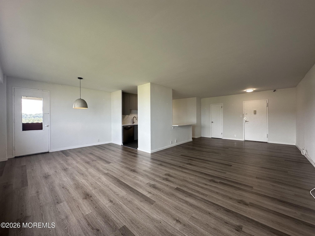 10 Ocean Boulevard - Photo 8