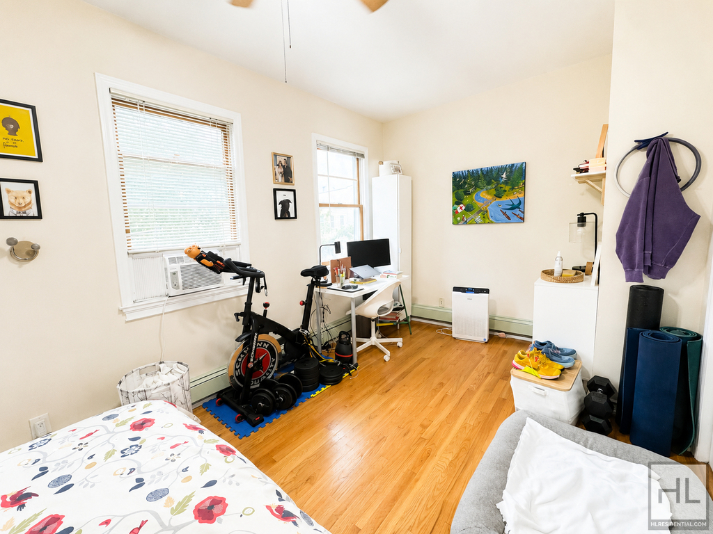 Greenwood Avenue - Photo 3