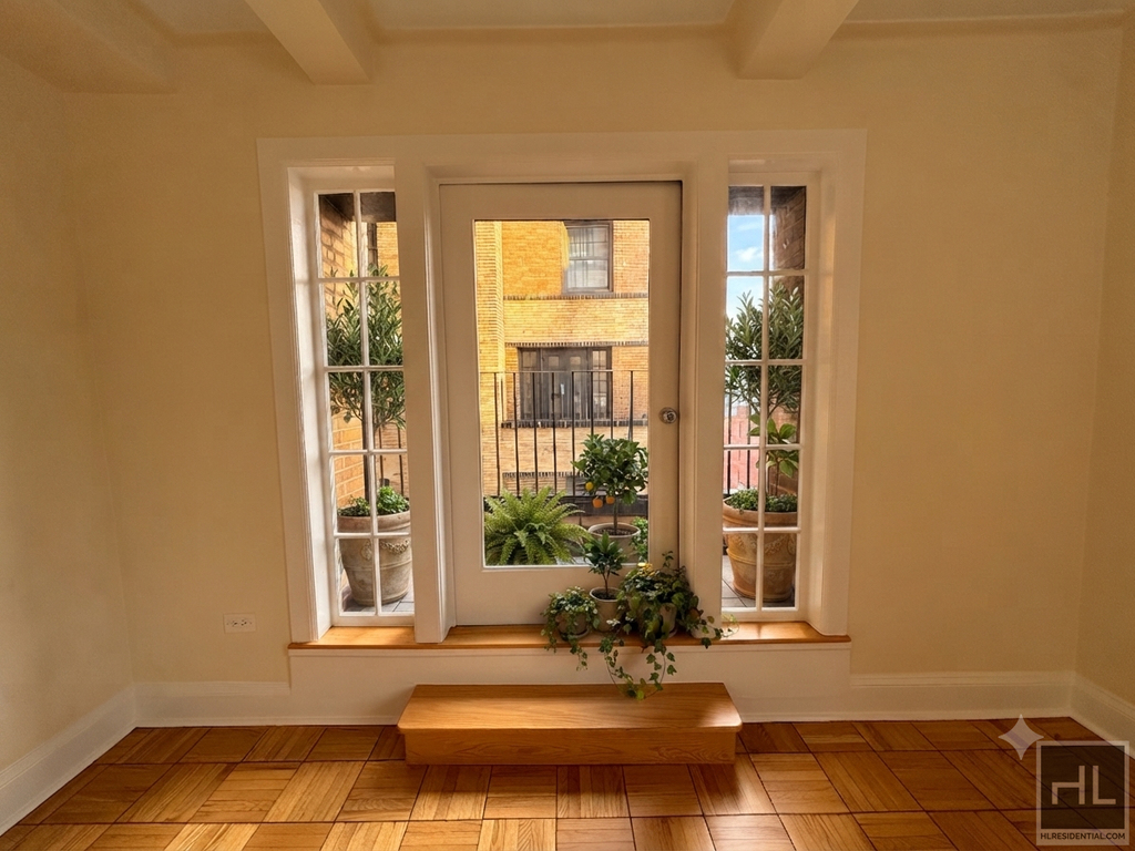 Christopher Street - Photo 1