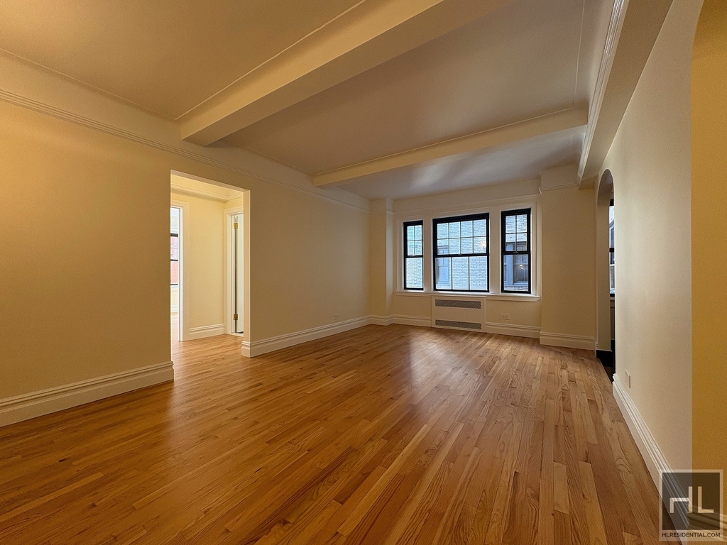 Christopher Street - Photo 1