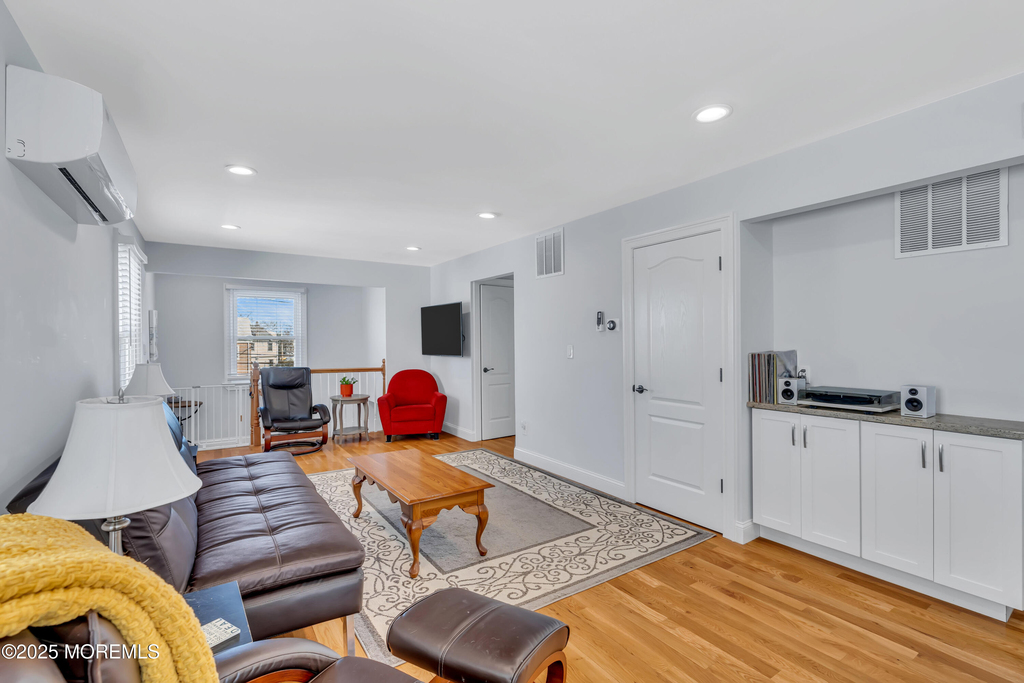 410 4th Avenue - Photo 3