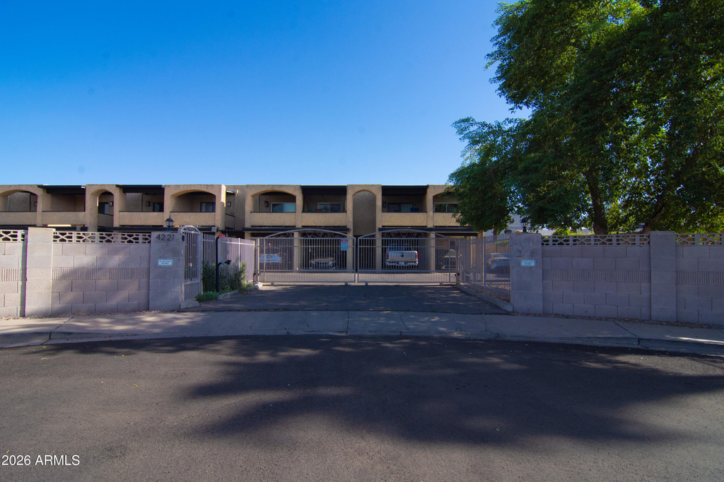 4221 E Almeria Road - Photo 19