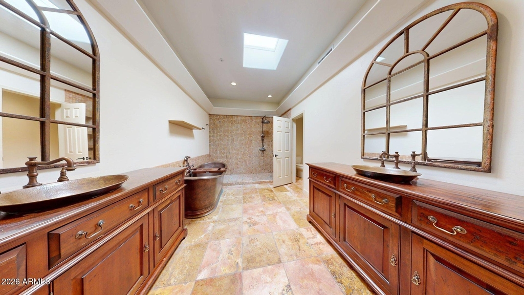 8100 E Camelback Road - Photo 18
