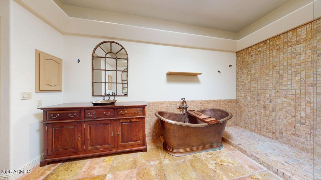 8100 E Camelback Road - Photo 21